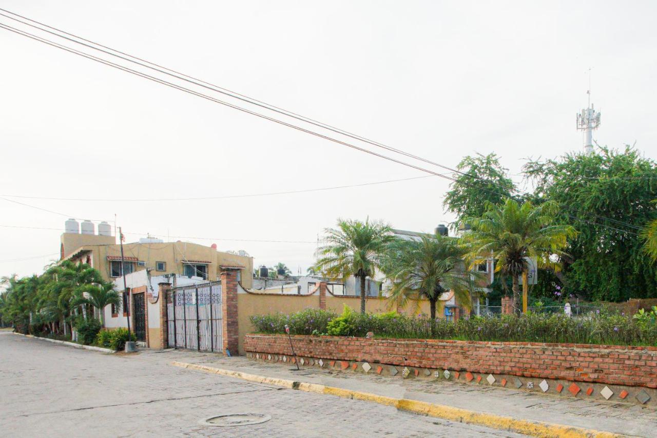Bungalows Maria Teresa Rincon de Guayabitos Buitenkant foto