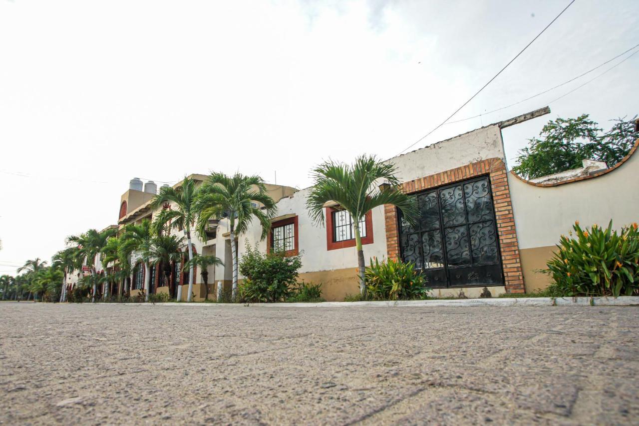 Bungalows Maria Teresa Rincon de Guayabitos Buitenkant foto